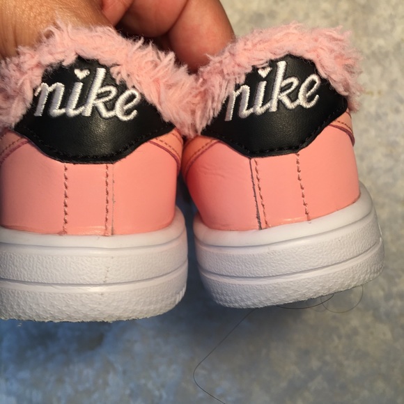 air force 1 limited edition pink